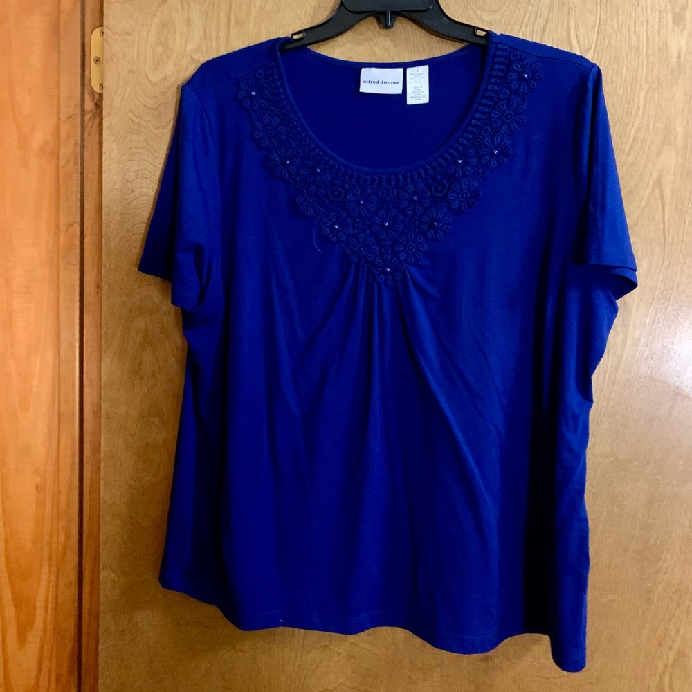Women’s top